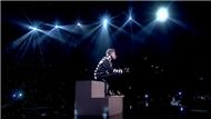 Mistletoe & Never Say Never (MTV EMA 2011)
