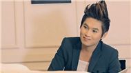 Nước Mắt Đổi Lấy Nụ Cười
