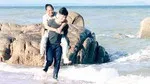 Cõng Mẹ Đi Chơi