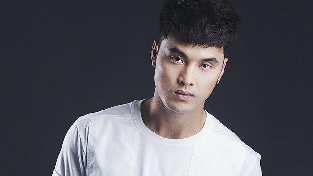 Khắc Họa Tương Tư (Karaoke)