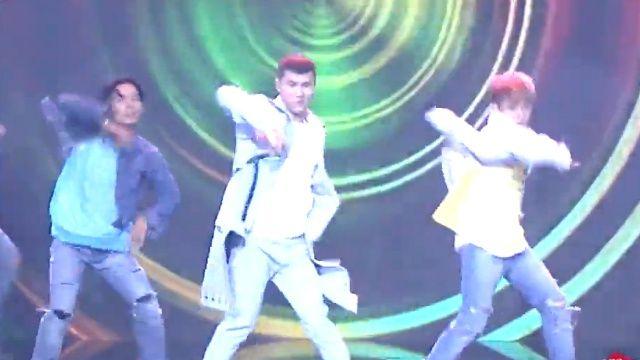 Gọi Tên Ngày Mới (The Remix - Hòa Âm Ánh Sáng 2017)