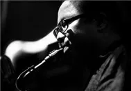 Saxophone Trần Mạnh Tuấn