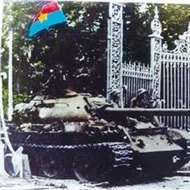 Đất Nước Trọn Niềm Vui (30/4/2012)
