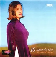Mười Năm Áo Tím